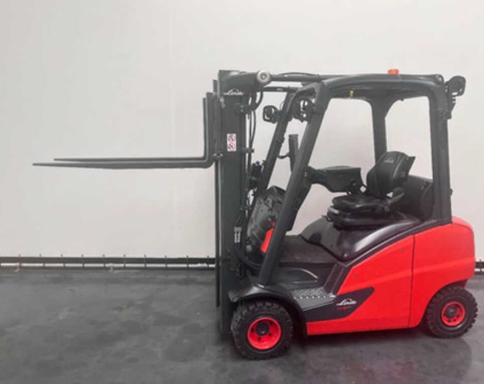 Linde Dieselstapler 391-02 H 16 D-02