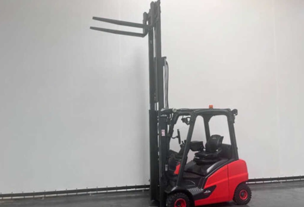 Linde Dieselstapler 391-02 H 16 D-02
