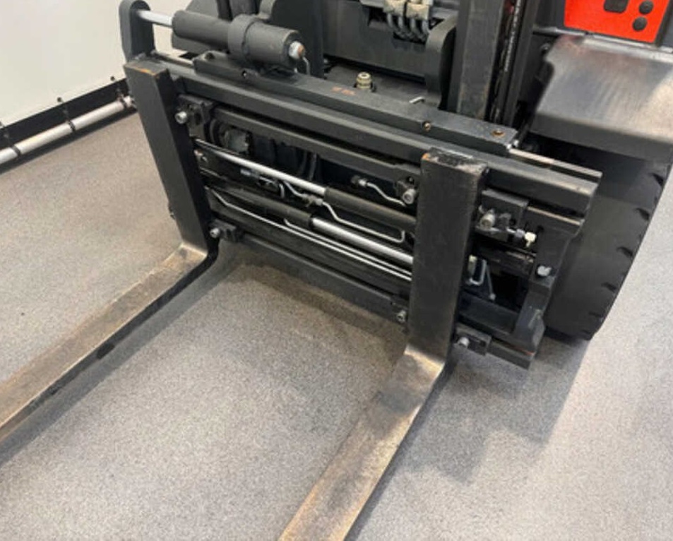 Linde Dieselstapler 392 H 25 D-02