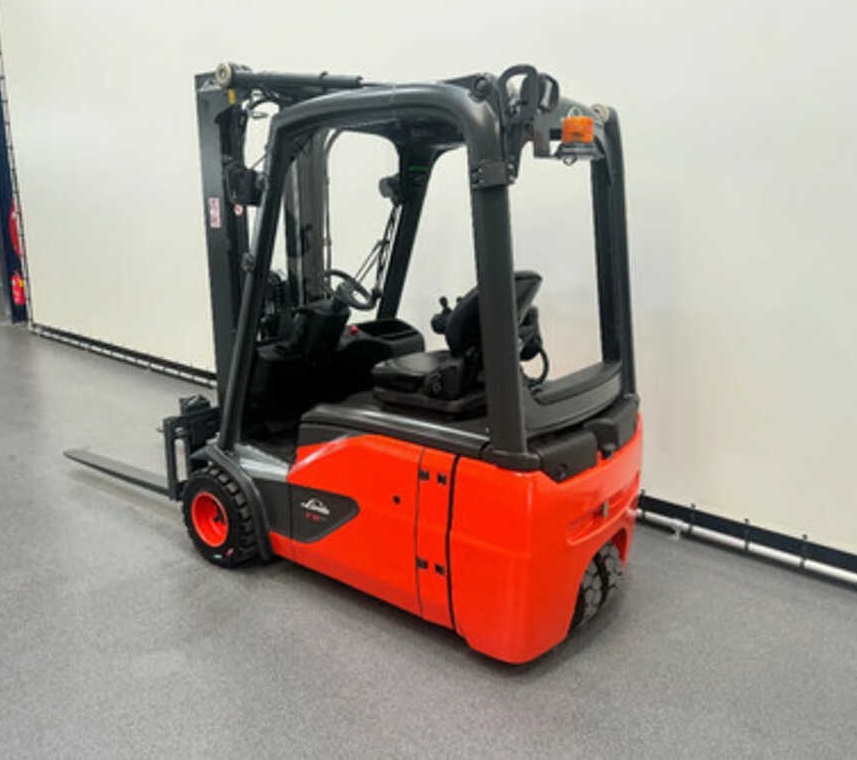 Linde Elektro 4 Rad 386 E 18-02