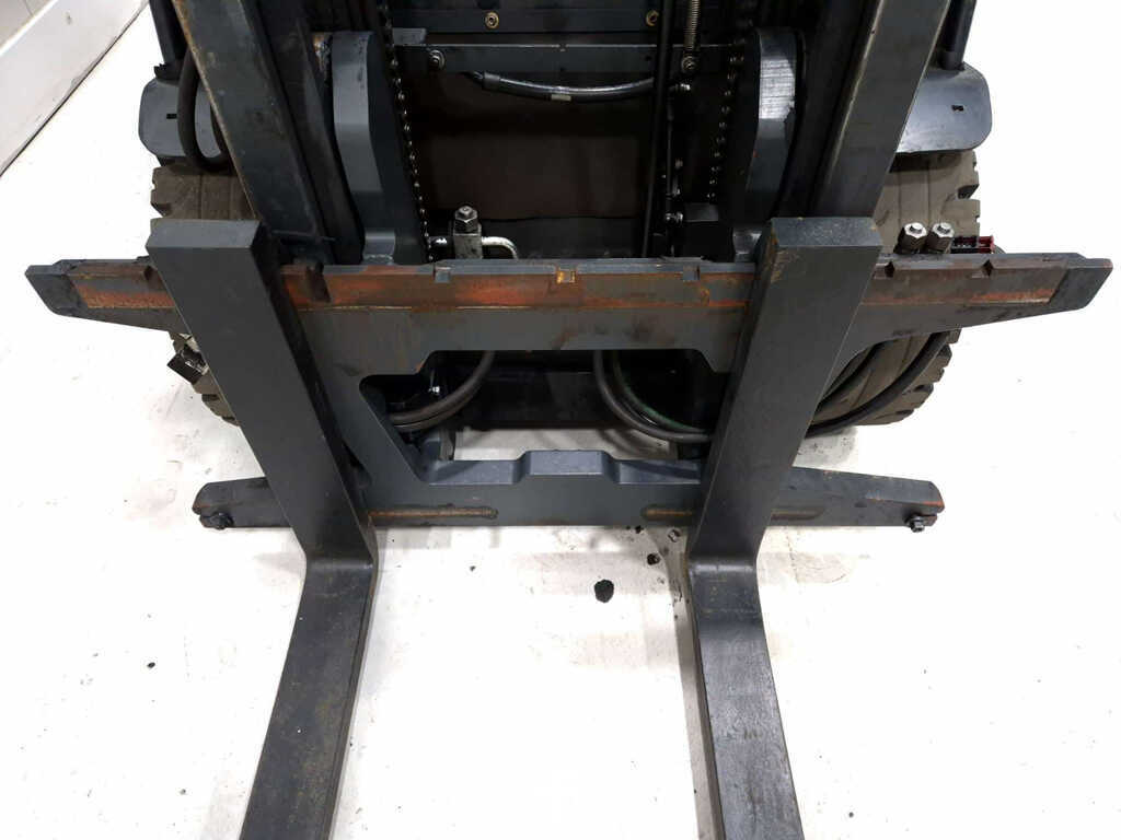 Linde Elektro 4 Rad E30L-01