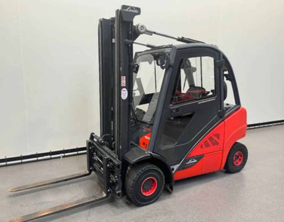 Linde Dieselstapler 392 H 25 D-02